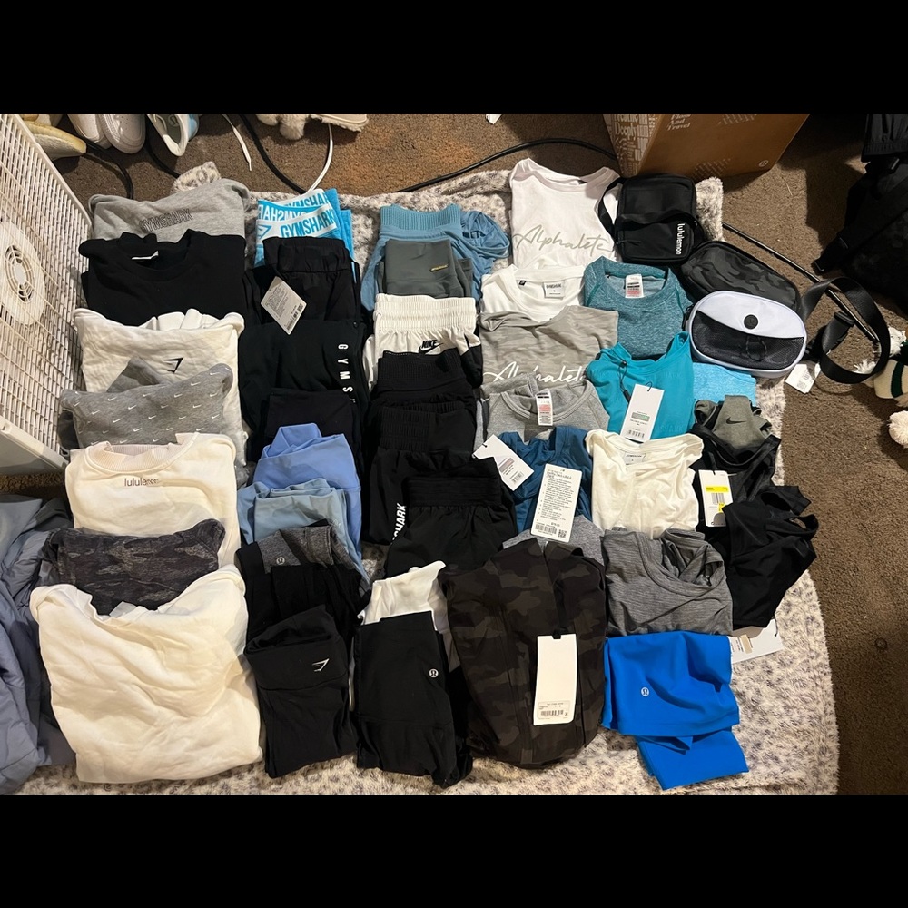 lululemon, gymshark, alphalete, nike - create a bundle if interested